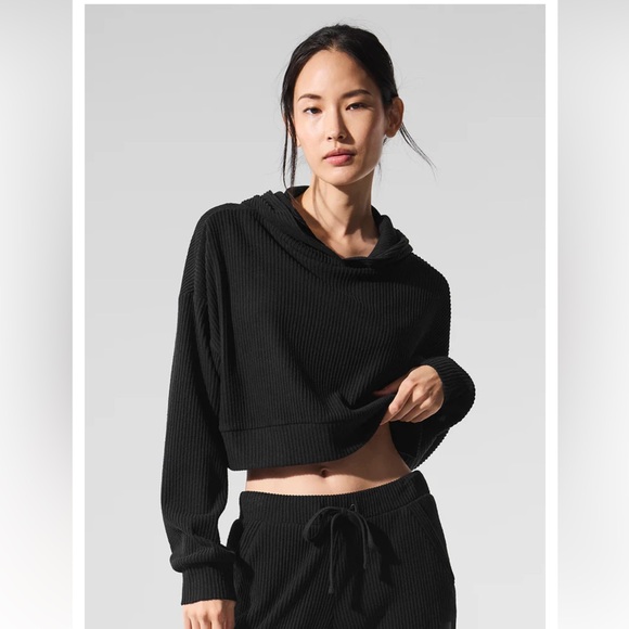 Alo Yoga Muse Ribbed Cropped Black Hoodie Logo Sleeve Small - Picture 1 of 15